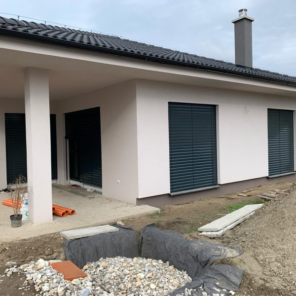 Žalúzie, Senec