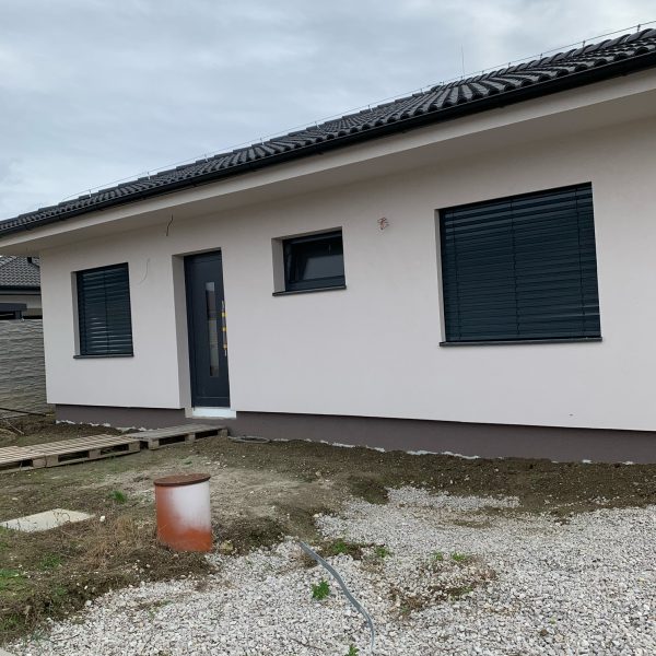 Žalúzie, Senec